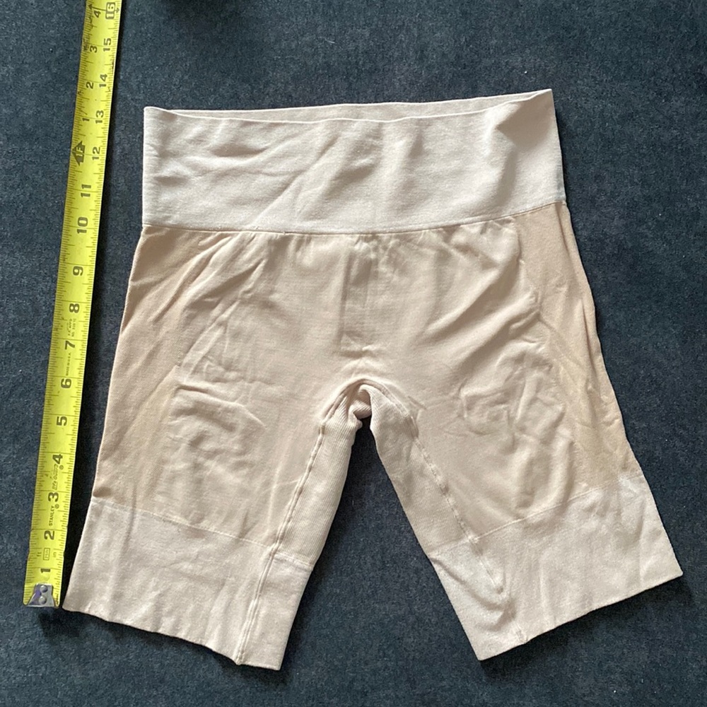Shapewear shorts